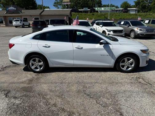 White 2023 Chevrolet Malibu LT