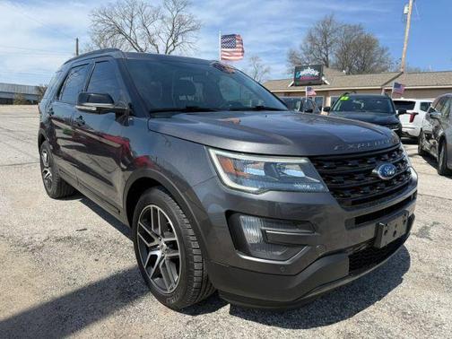 Gray 2016 Ford Explorer Sport