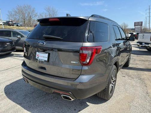 Gray 2016 Ford Explorer Sport