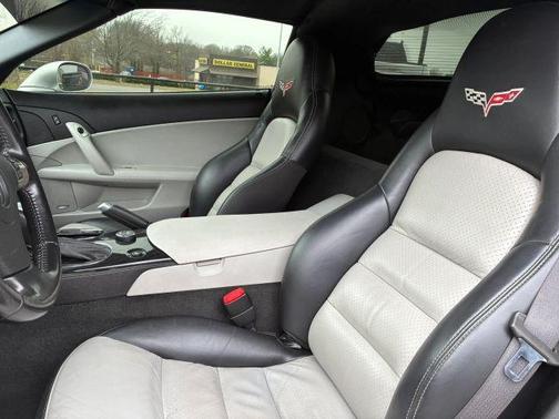 2010 Chevrolet Corvette Base