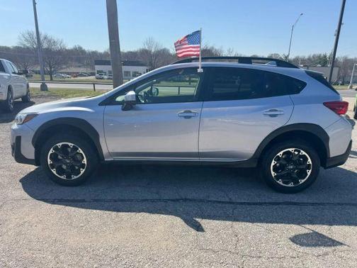Ice Silver Metallic 2023 Subaru Crosstrek Premium