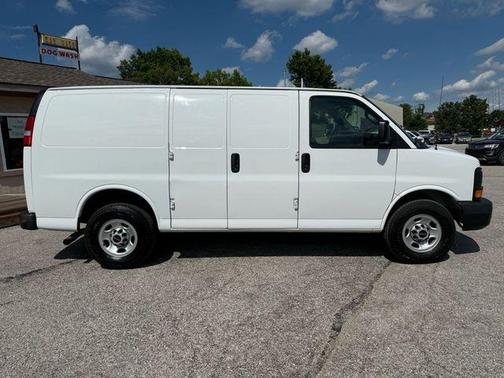 2016 GMC Savana 3500 Work Van