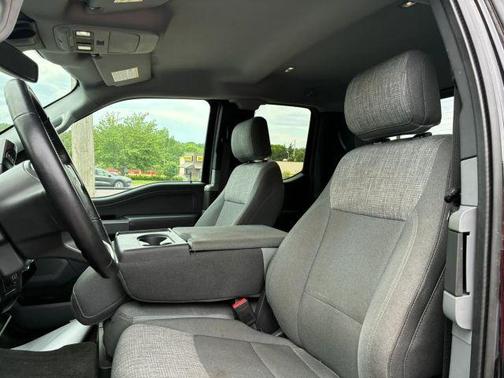 Black 2021 Ford F-150 XLT