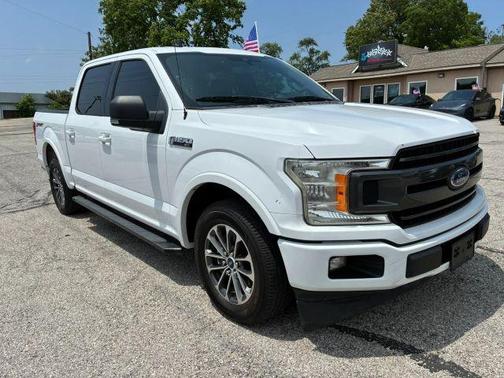 White 2019 Ford F-150 XLT