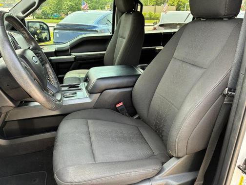 White 2019 Ford F-150 XLT