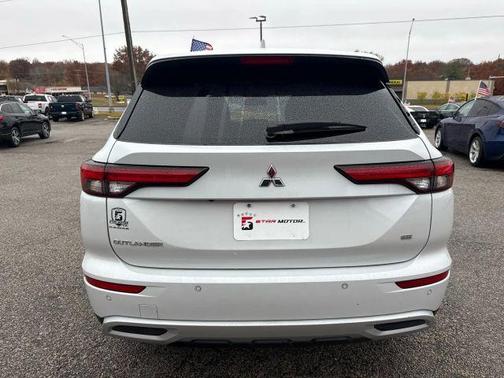 2024 Mitsubishi Outlander SE Black Edition