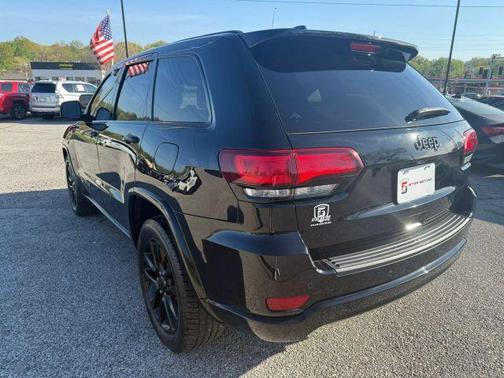 2019 Jeep Grand Cherokee Altitude