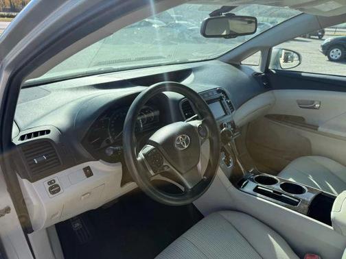 2013 Toyota Venza LE