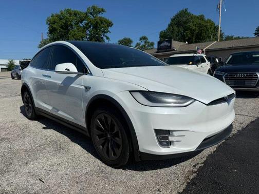 White 2018 Tesla Model X P100D
