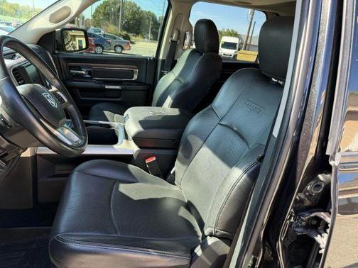 2016 RAM 1500 Laramie