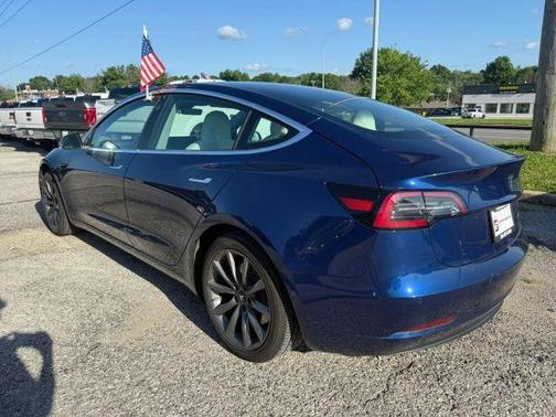 Blue 2019 Tesla Model 3 Long Range