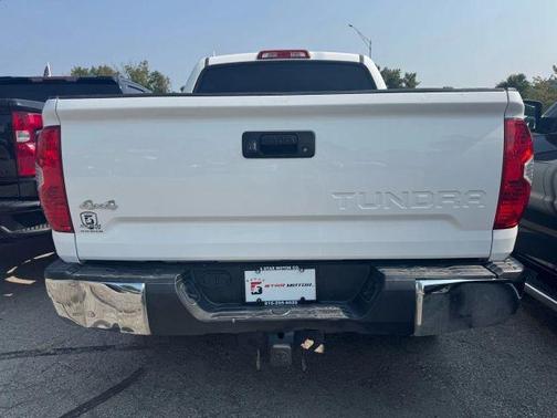 2016 Toyota Tundra SR5