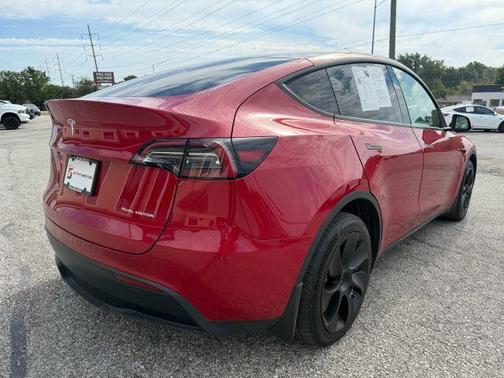 2023 Tesla Model Y Long Range