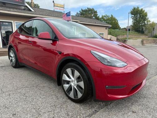 2023 Tesla Model Y Long Range