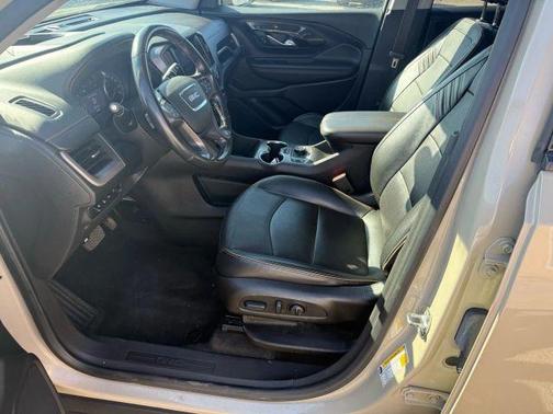 2022 GMC Terrain AT4