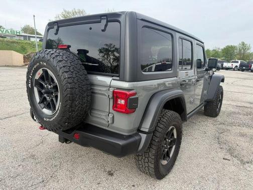 Gray 2018 Jeep Wrangler Unlimited Rubicon
