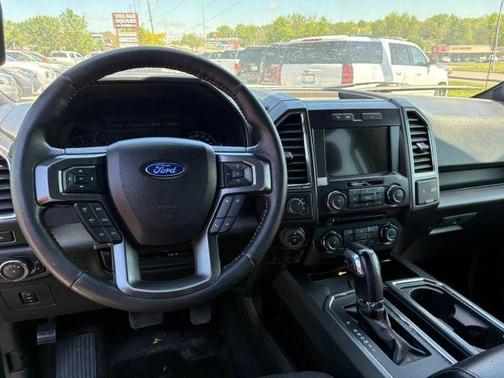 Black 2016 Ford F-150 XLT