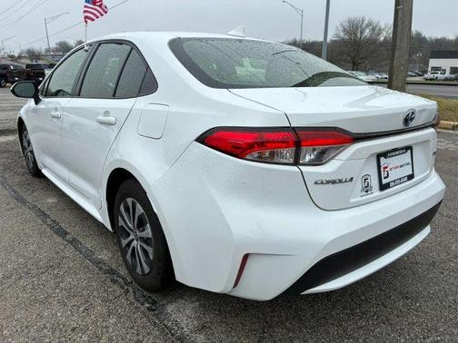 White 2022 Toyota Corolla Hybrid LE