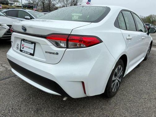 White 2022 Toyota Corolla Hybrid LE