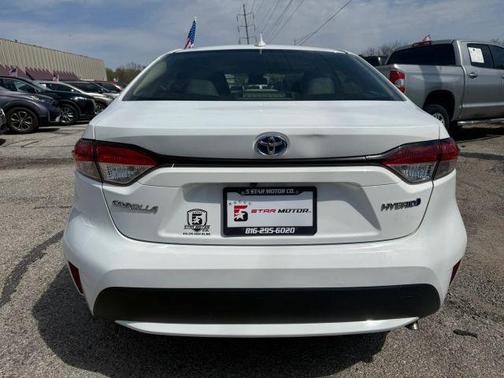 2022 Toyota Corolla Hybrid LE