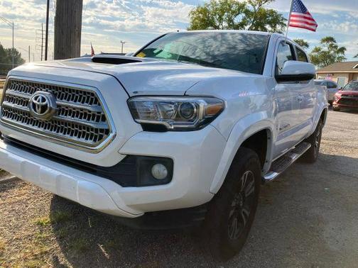 2017 Toyota Tacoma TRD Sport