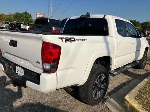 2017 Toyota Tacoma TRD Sport