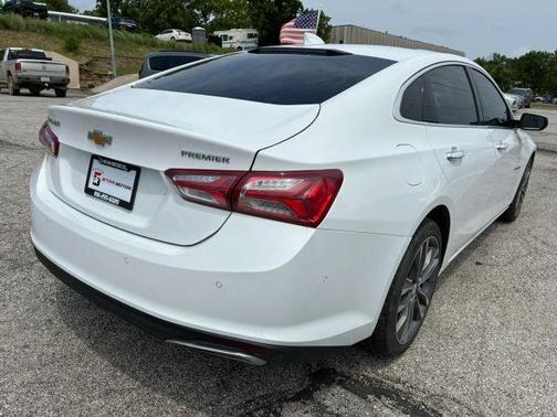 White 2020 Chevrolet Malibu Premier