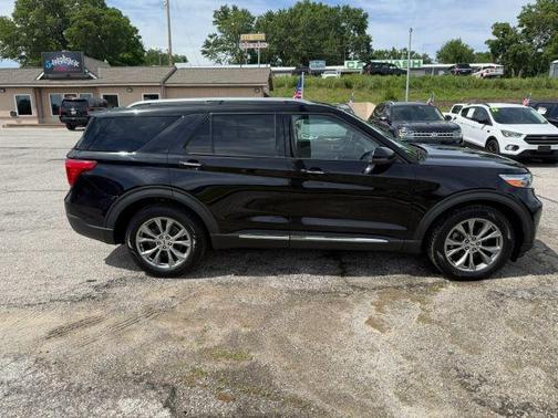 Black 2021 Ford Explorer Limited