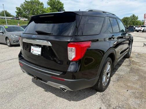 Black 2021 Ford Explorer Limited