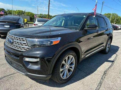 Black 2021 Ford Explorer Limited