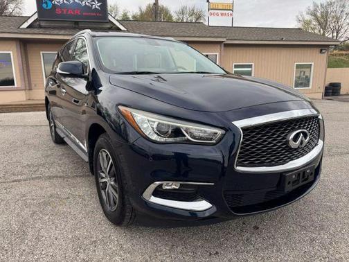 2017 INFINITI QX60 Base