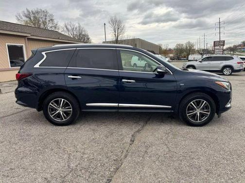 2017 INFINITI QX60 Base