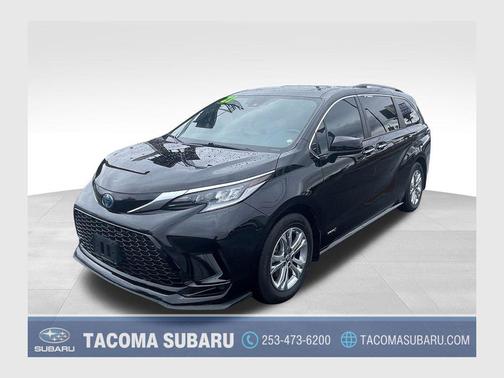 2021 Toyota Sienna XSE 7 Passenger