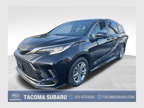 2021 Toyota Sienna XSE 7 Passenger