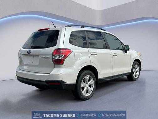 Satin White Pearl 2015 Subaru Forester 2.5i Premium