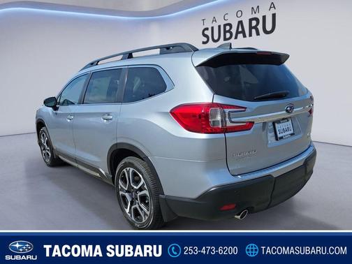 Ice Silver Metallic 2026 Subaru Ascent Limited 7-Passenger