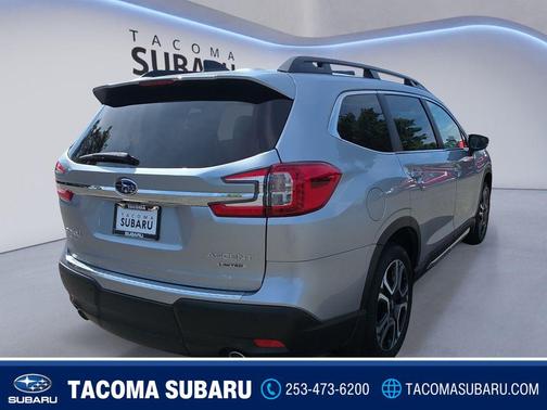 Ice Silver Metallic 2026 Subaru Ascent Limited 7-Passenger