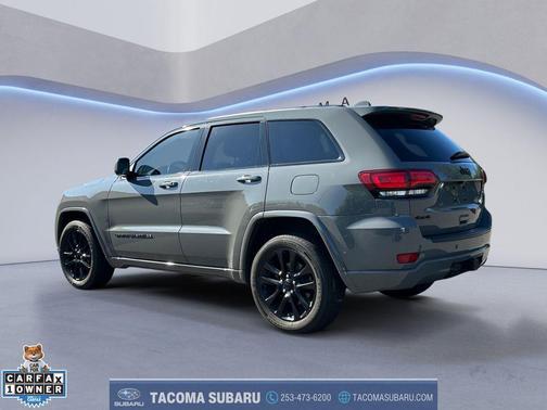 Sting-Gray Clearcoat 2020 Jeep Grand Cherokee Altitude
