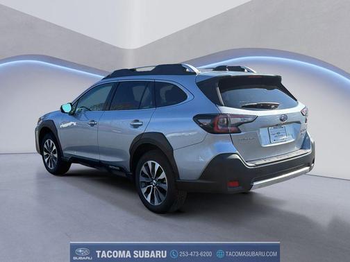 Ice Silver Metallic 2025 Subaru Outback Touring