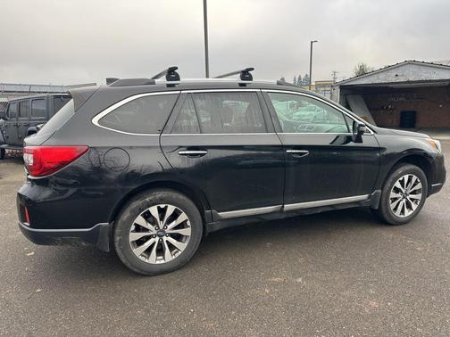 2017 Subaru Outback 2.5i Touring