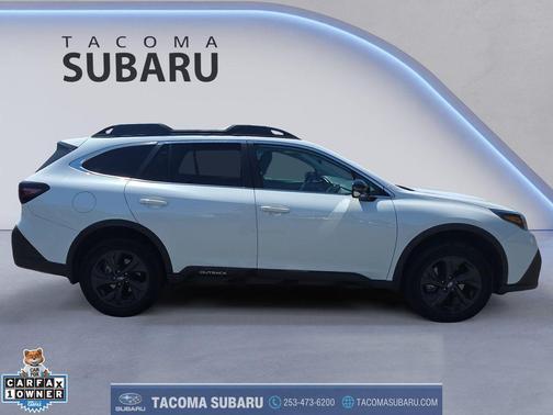 Crystal White Pearl 2020 Subaru Outback Onyx Edition XT