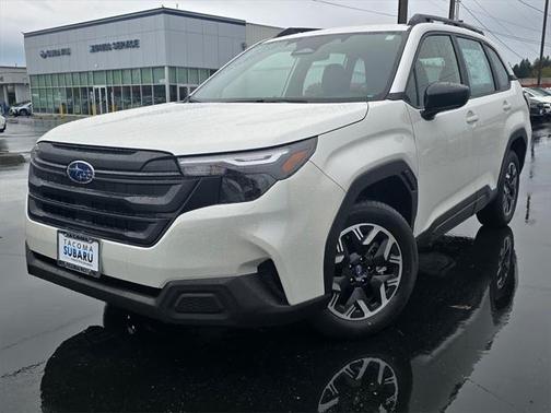 2025 Subaru Forester Base