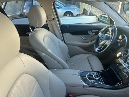 2019 Mercedes-Benz GLC 300 4MATIC