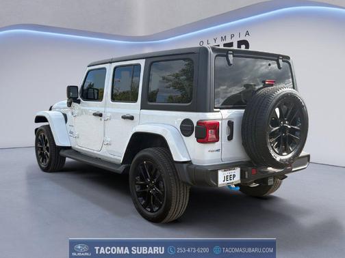 Bright White Clearcoat 2023 Jeep Wrangler 4xe Sahara