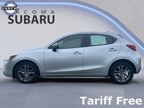 2020 Toyota Yaris Sedan LE