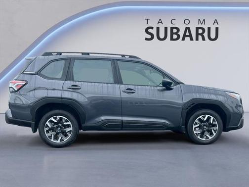 2025 Subaru Forester Base