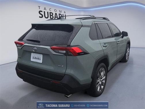 2020 Toyota RAV4 XLE Premium