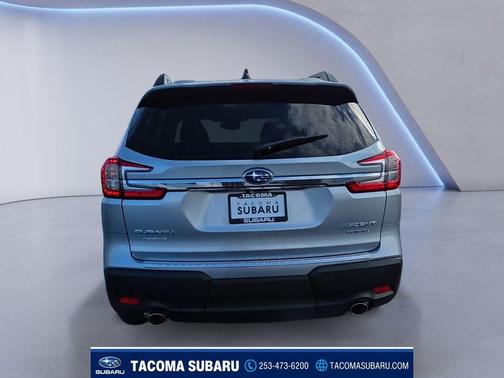 Ice Silver Metallic 2026 Subaru Ascent Limited 7-Passenger