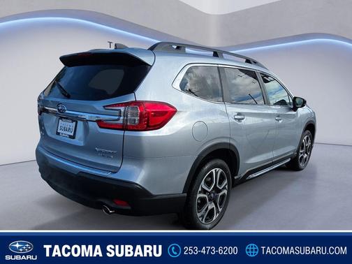 Ice Silver Metallic 2026 Subaru Ascent Limited 7-Passenger