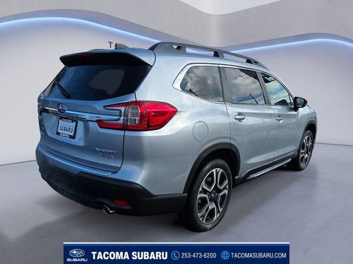 Ice Silver Metallic 2026 Subaru Ascent Limited 7-Passenger